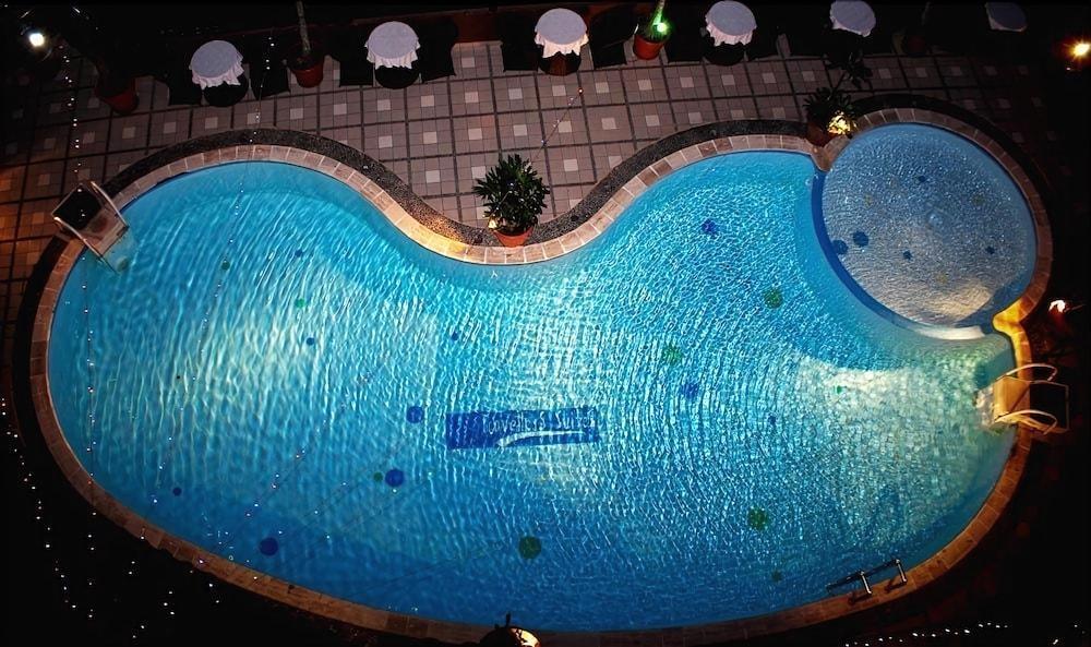Travellers Suites Serviced Apartments Medan Luaran gambar