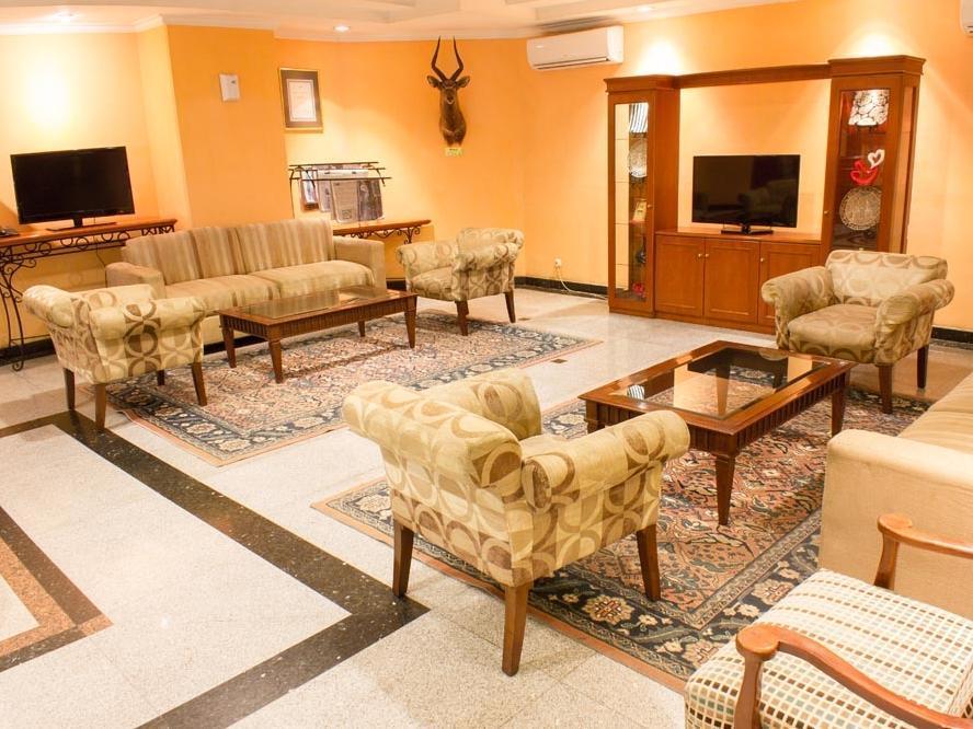 Travellers Suites Serviced Apartments Medan Luaran gambar