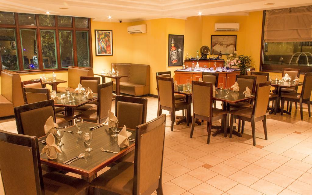 Travellers Suites Serviced Apartments Medan Luaran gambar